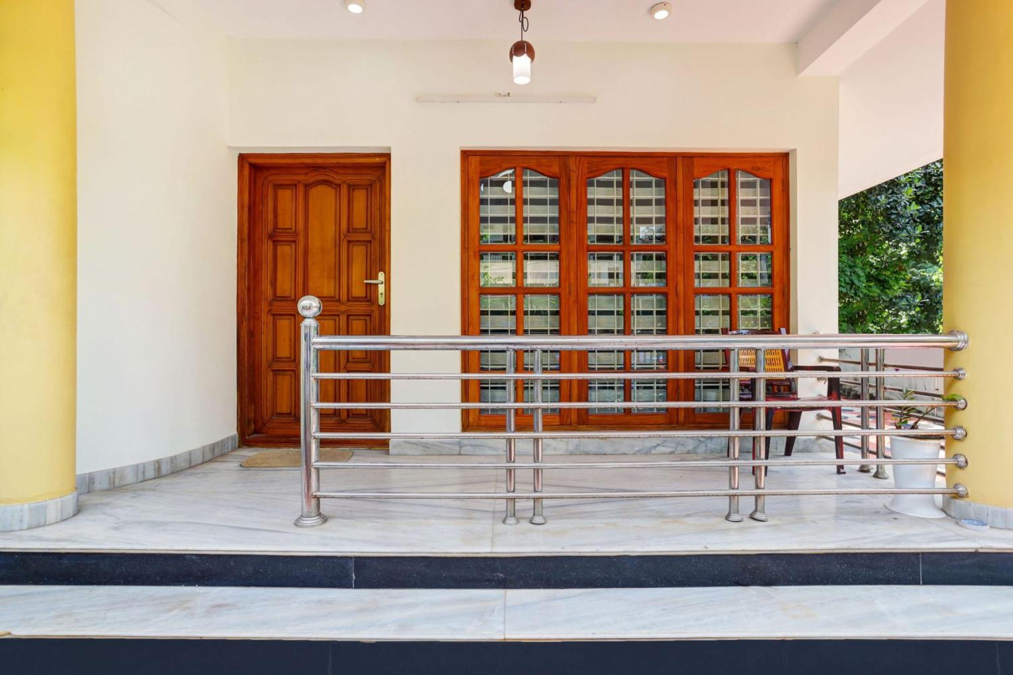 Super Hotel O Lm Residency Thiruvananthapuram Exterior foto
